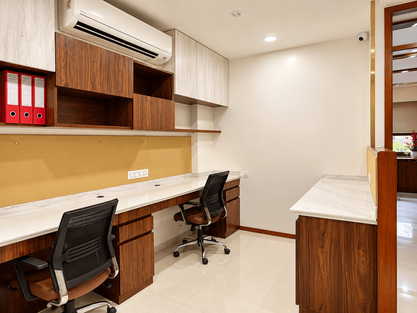 Iscon Emporio